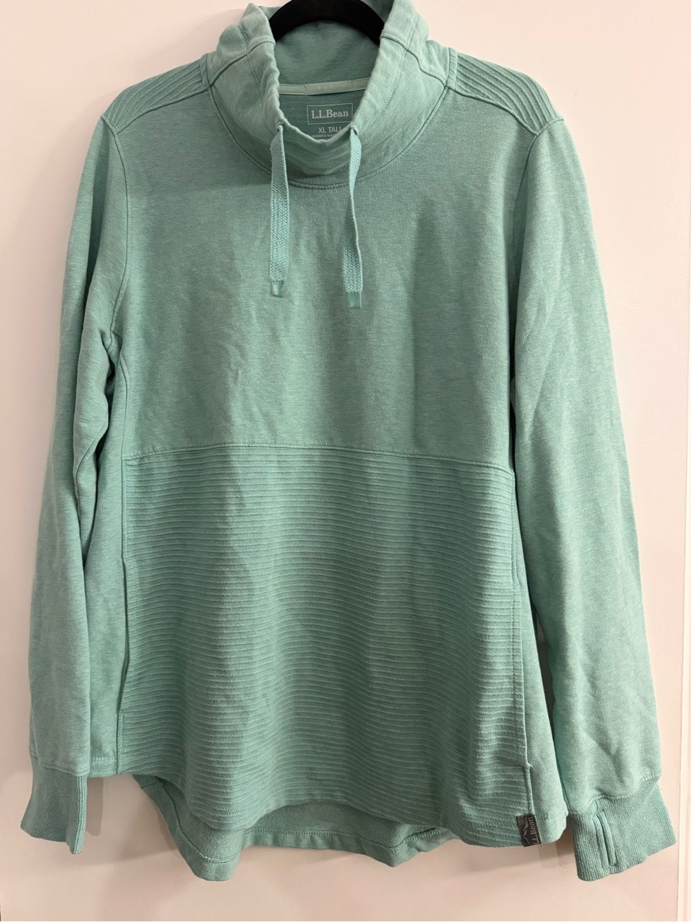 L.L.Bean Women's XL Tall Mint Green Cowl Neck Pullover Sweatshirt Thumbholes